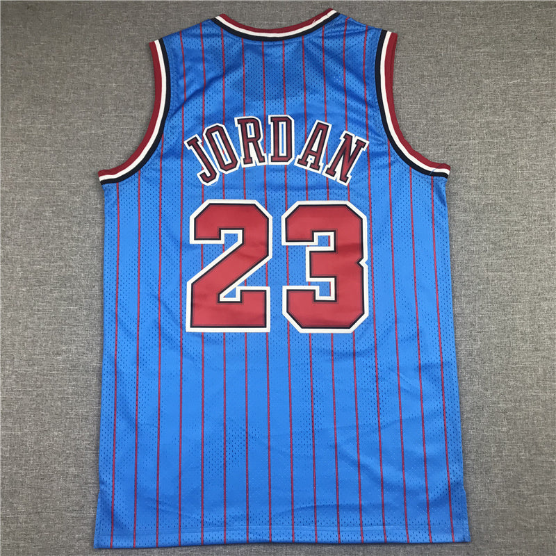 Chicago Bulls Michael Jordan #23 1995-96 Throwback – Embroidered
