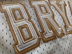 LeBron Bryant Los Angeles Lakers Golden 8 MN