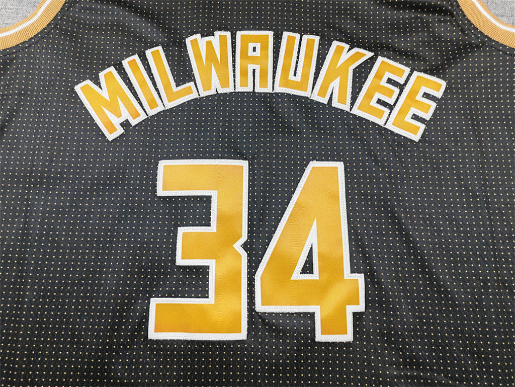 Giannis Antetokounmpo# 34 Milwaukee Bucks Select Edition  Embroidered Jersey