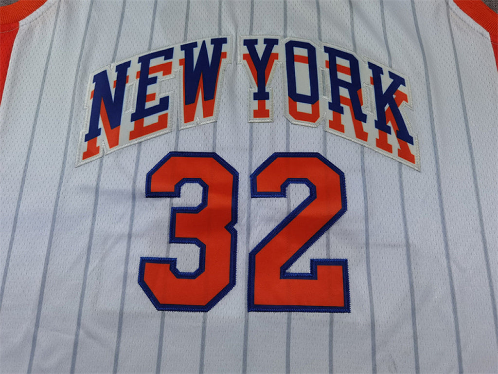 Karl-Anthony Towns#32 New York Knicks 2025 White City Edition Swingman Embroidered Jersey