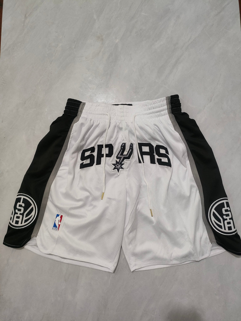 San Antonio Spurs White Fan Edition Pocket Shorts