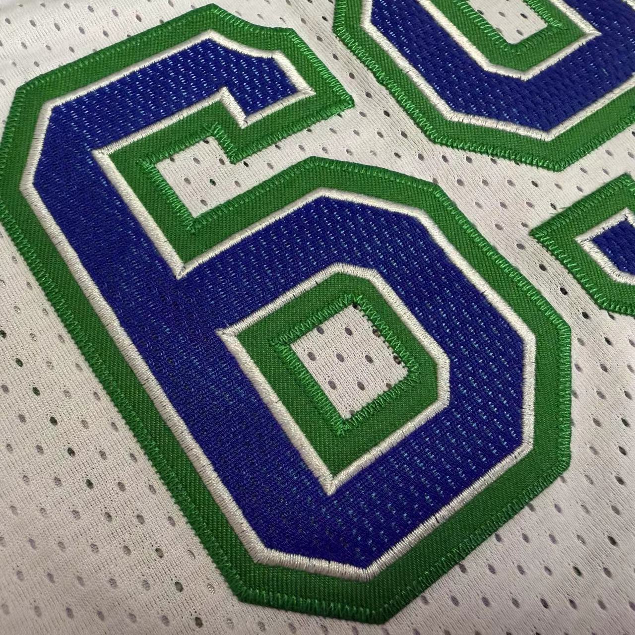 Rodman #69 Mitchell & Ness Mavericks 1999-00 Vintage White Densely Stitched Jersey