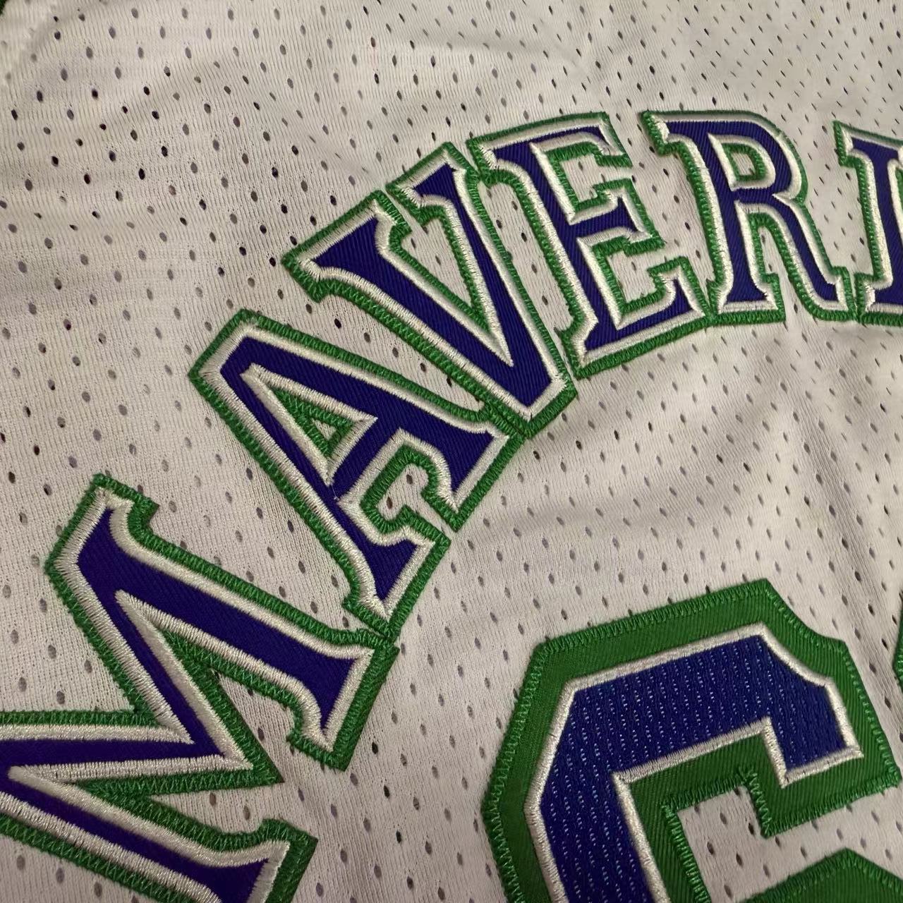 Rodman #69 Mitchell & Ness Mavericks 1999-00 Vintage White Densely Stitched Jersey