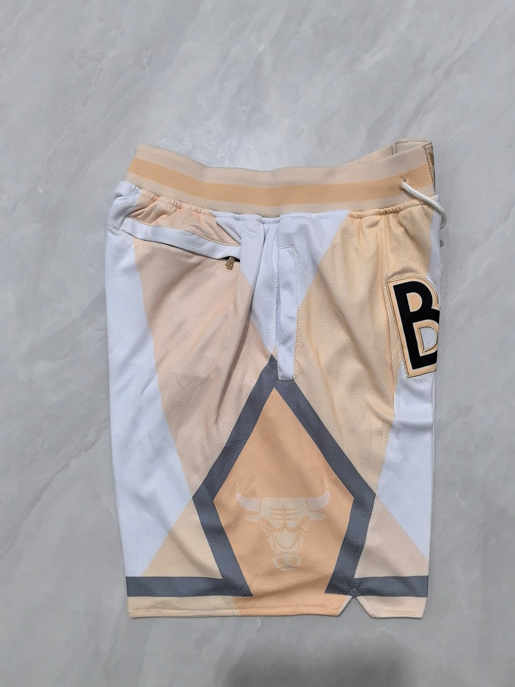 Chicago Bulls 2025 City Edition Off-White Pocket Shorts