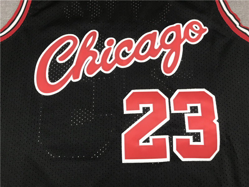 Chicago Bulls Michael Jordan #23 1997-98 Throwback - Embroidered Jersey