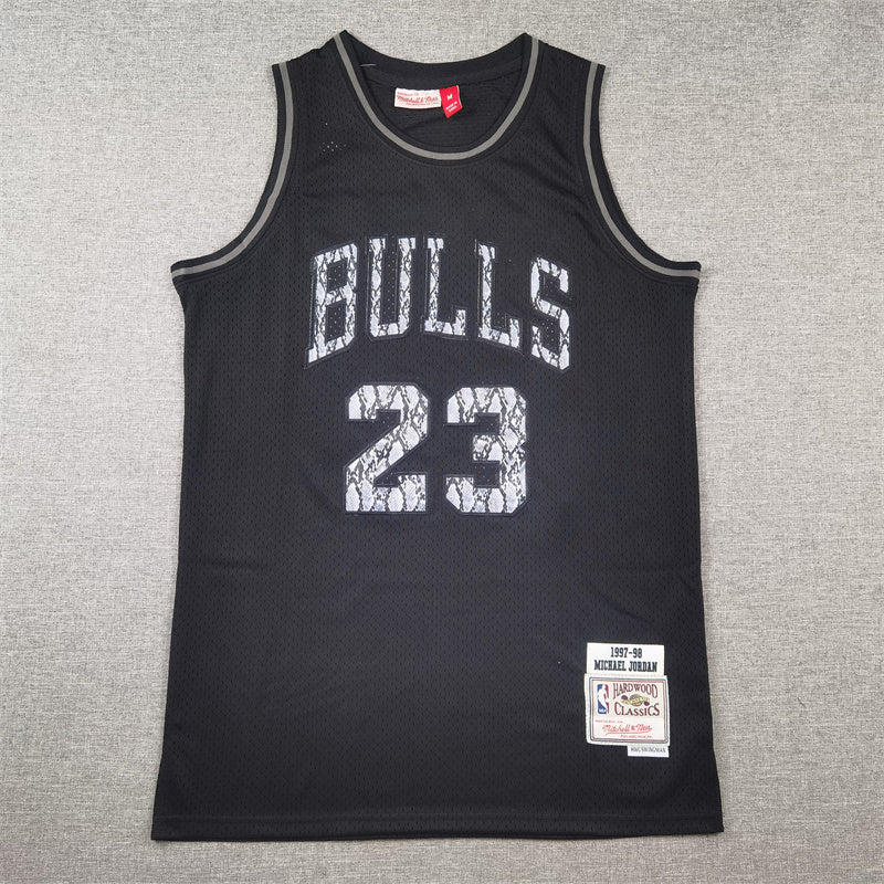 Chicago Bulls Michael Jordan #23 1997-98 Throwback - Embroidered Jersey