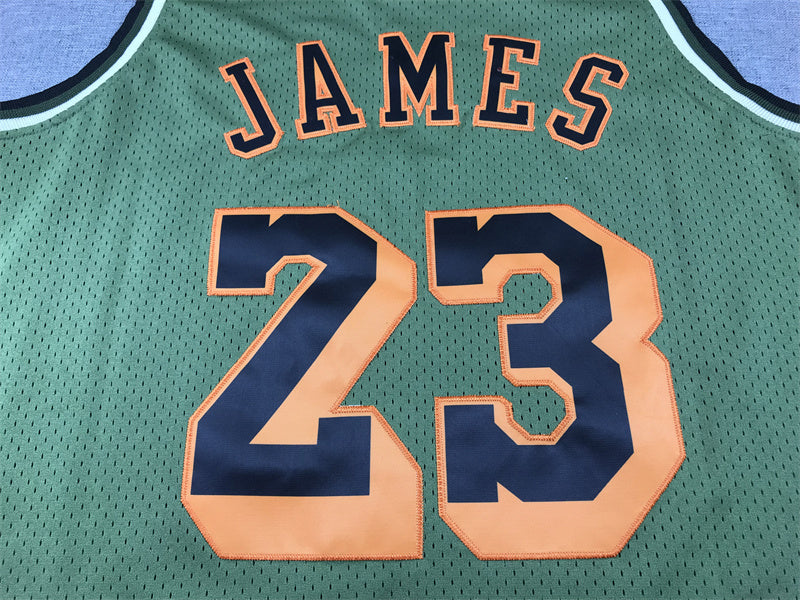 LeBron James #23 Los Angeles Lakers 2018-19 Throwback Jersey — Embroidered
