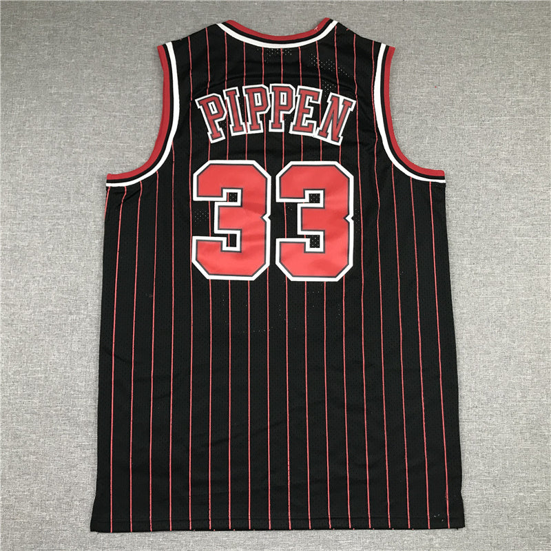 Chicago Bulls Scottie Pippen #33 1995-96 Throwback — Embroidered