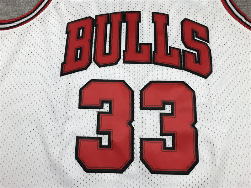 Chicago Bulls Scottie Pippen #33 1997-98 Finals Throwback-Embroidered Jersey