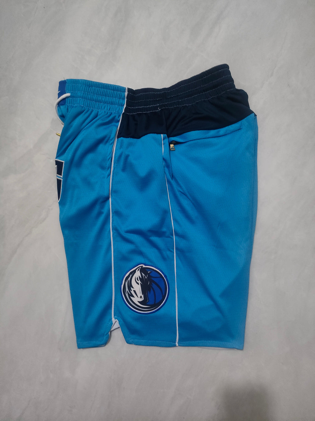 Dallas Mavericks Blue Regular Pocket Shorts
