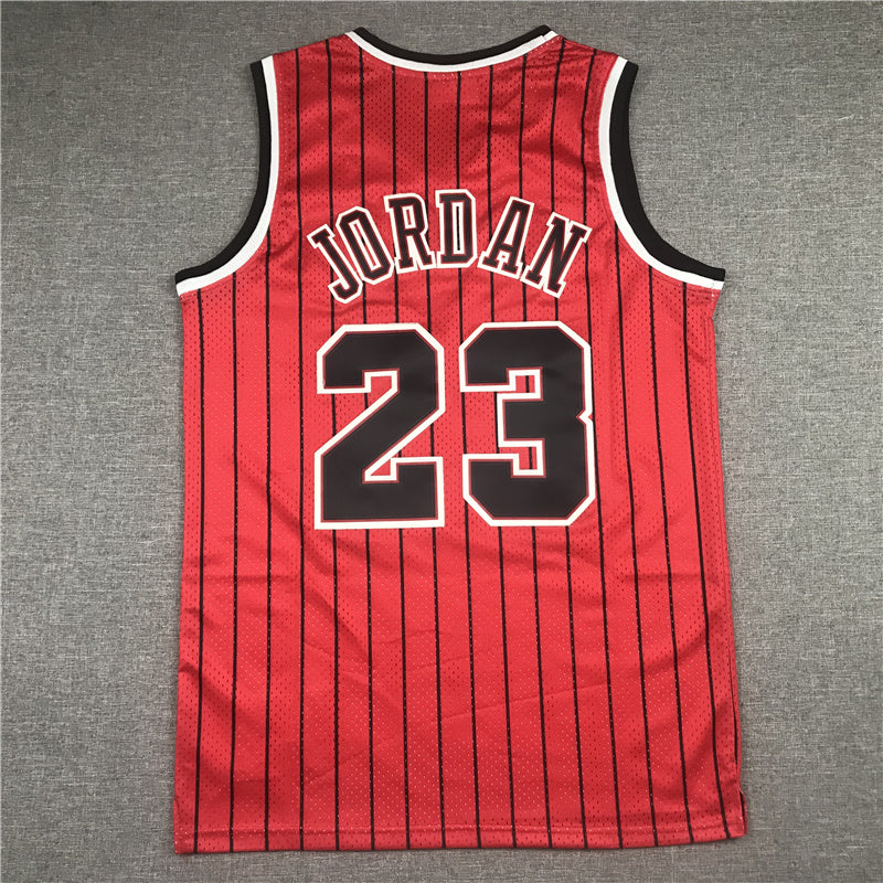 Chicago Bulls Michael Jordan #23 1995-96 Throwback – Embroidered