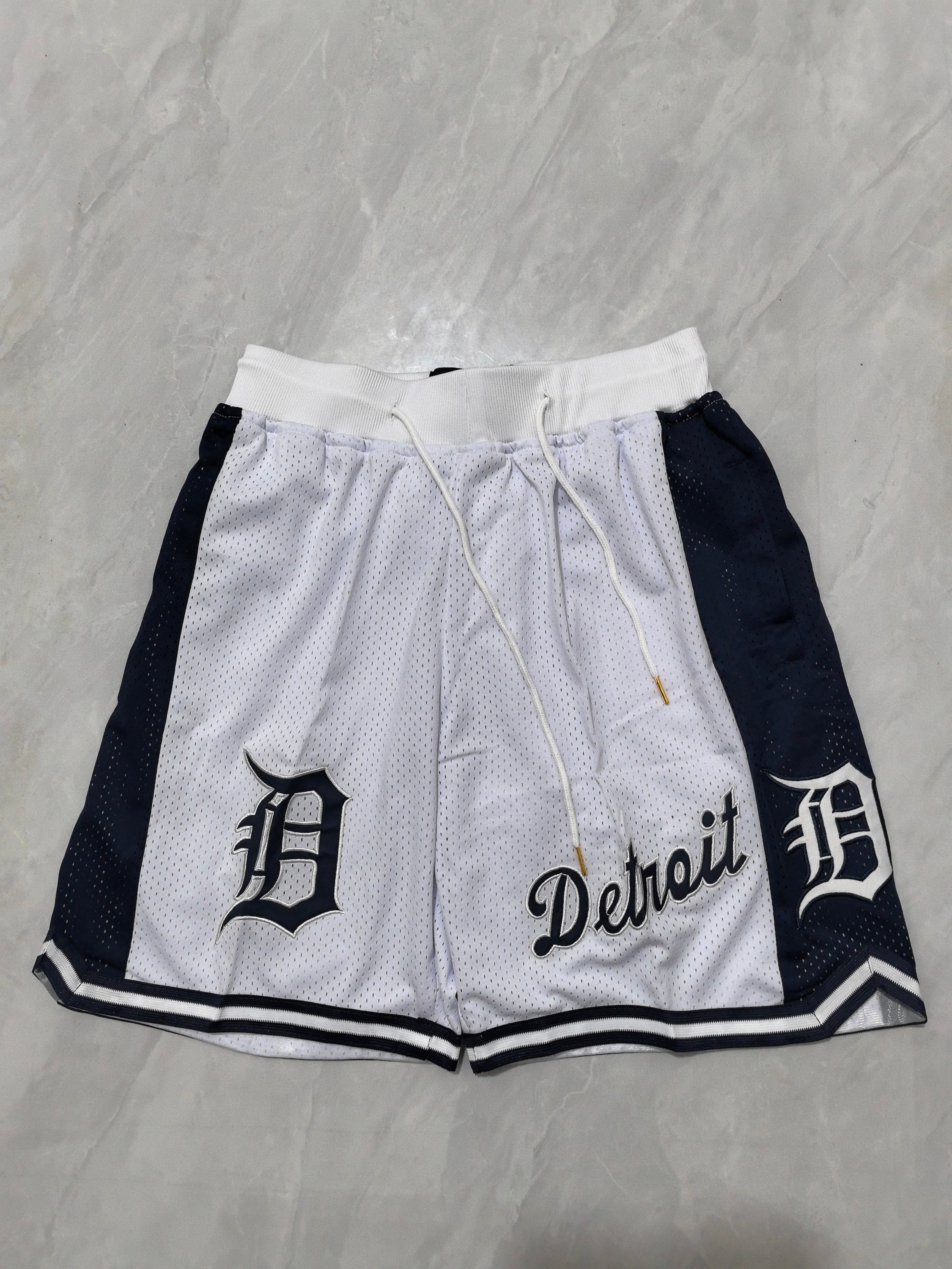 Detroit Tigers white pocket shorts