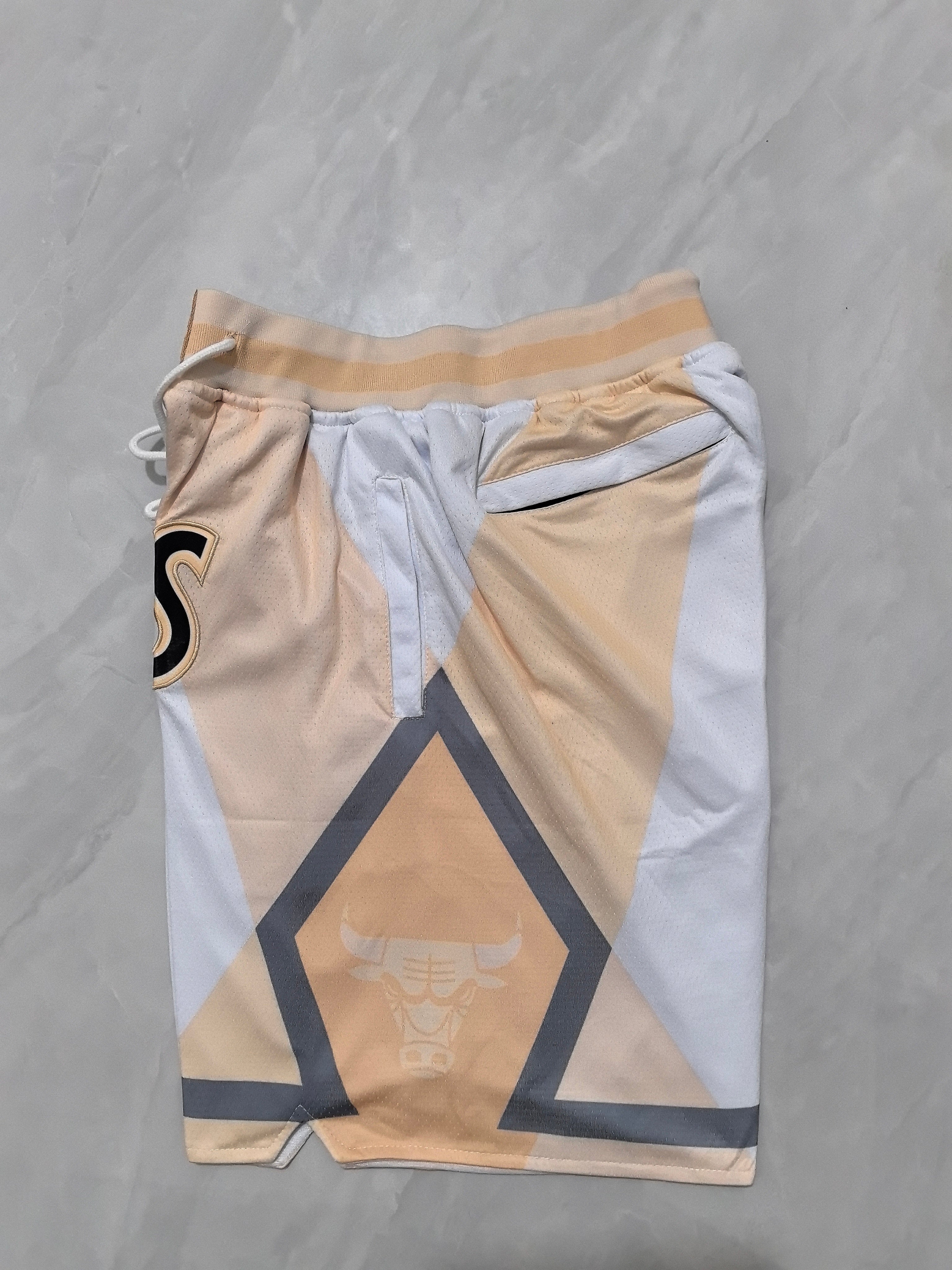 Chicago Bulls 2025 City Edition Off-White Pocket Shorts