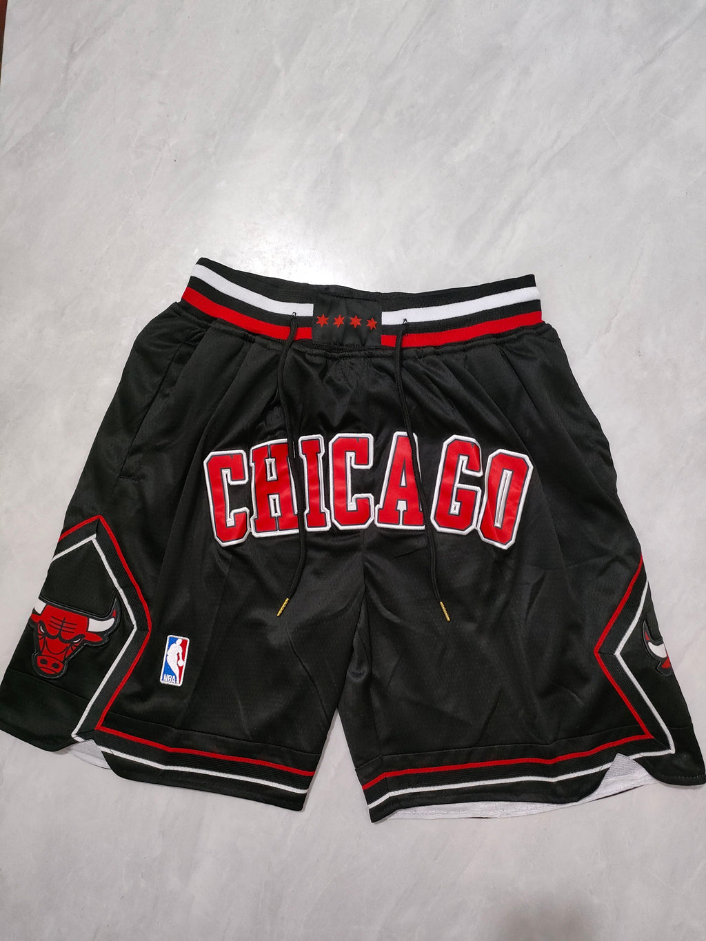 Chicago Bulls Black Regular Pocket Shorts