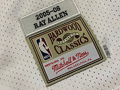 Supersonics Ray Allen No. 34 White  MN