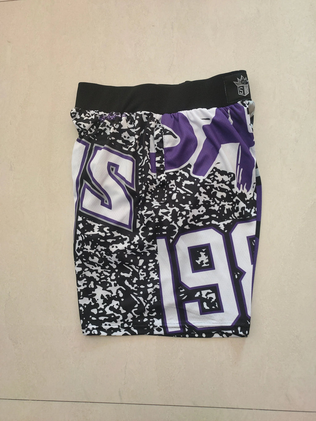 Sacramento Kings MitchellNessMN large team logo sweatpants