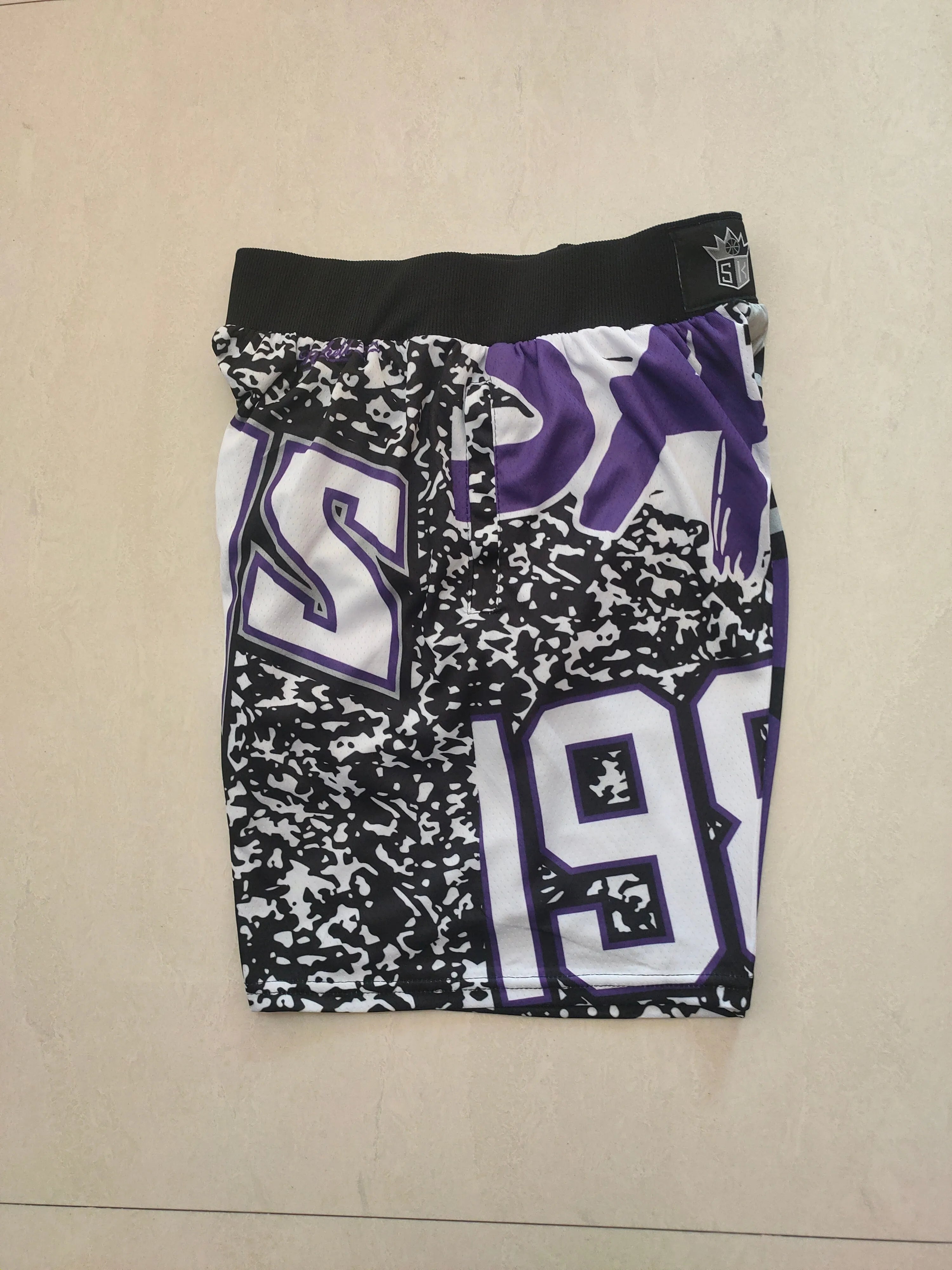 Sacramento Kings MitchellNessMN large team logo sweatpants