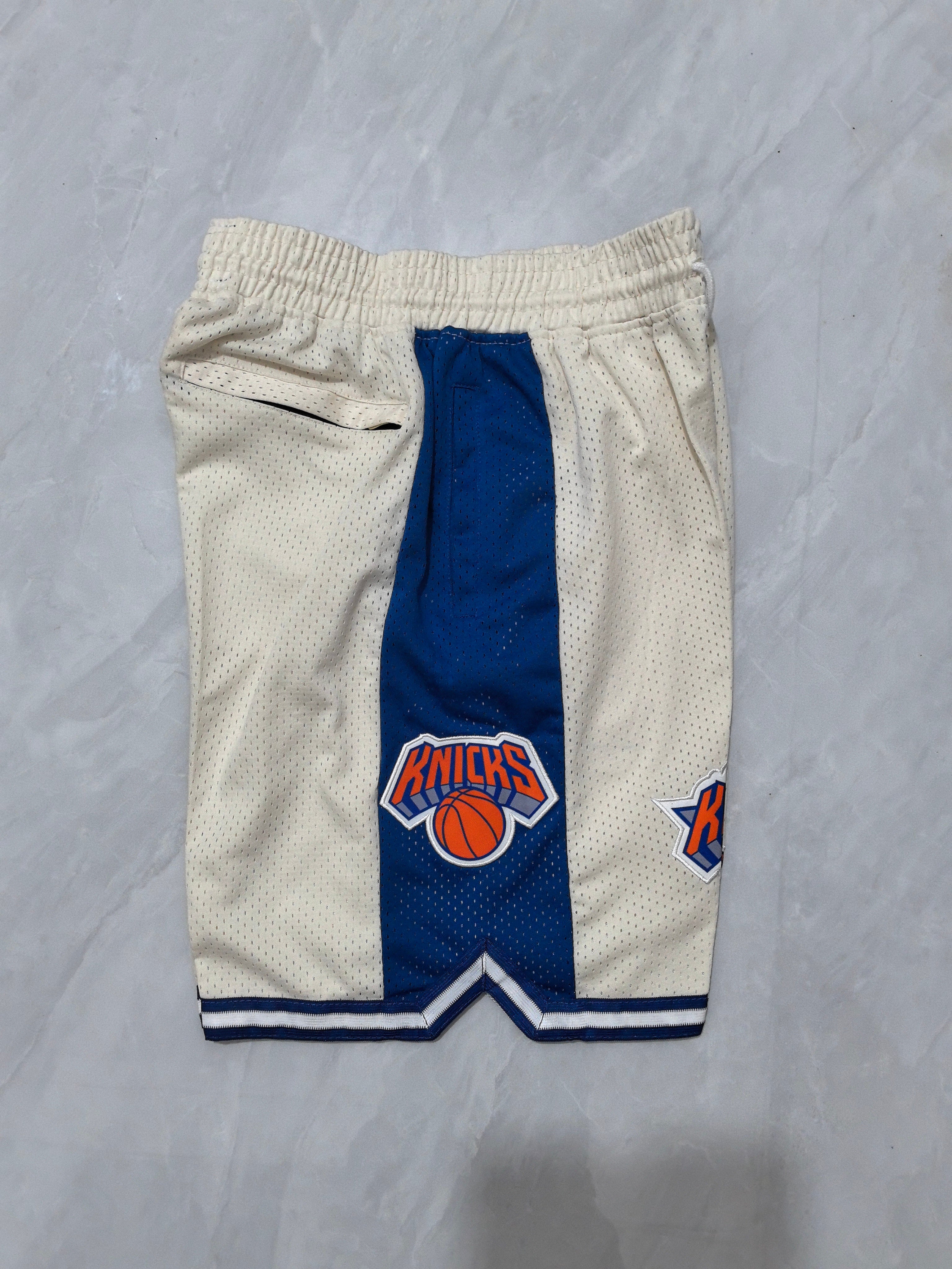 New York Knicks Off-White Pocket Shorts