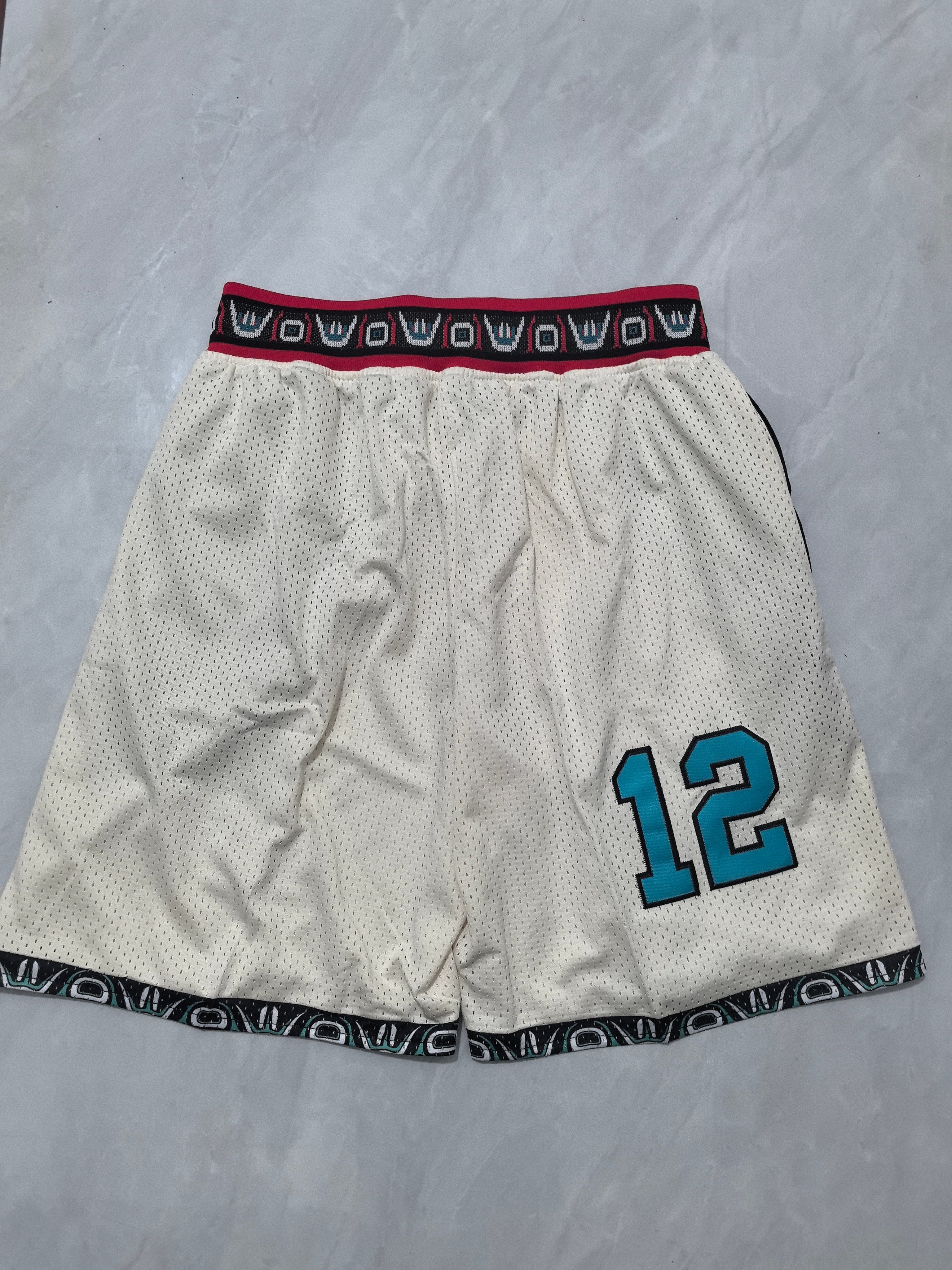 Memphis Grizzlies off-white retro pocket shorts