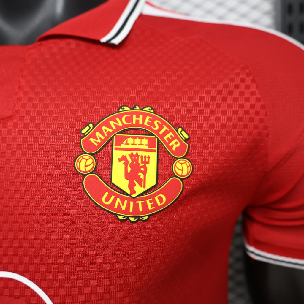 2026–2027 Manchester United home player jersey
