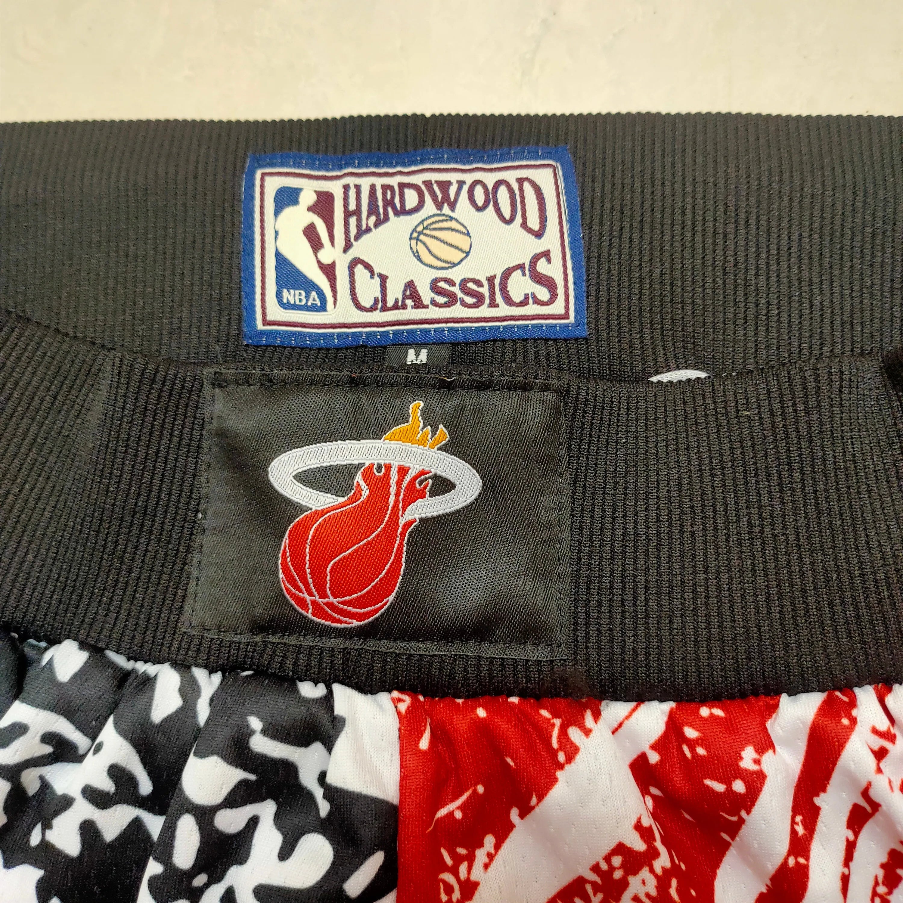 Miami Heat MitchellNessMN Team Logo Pants