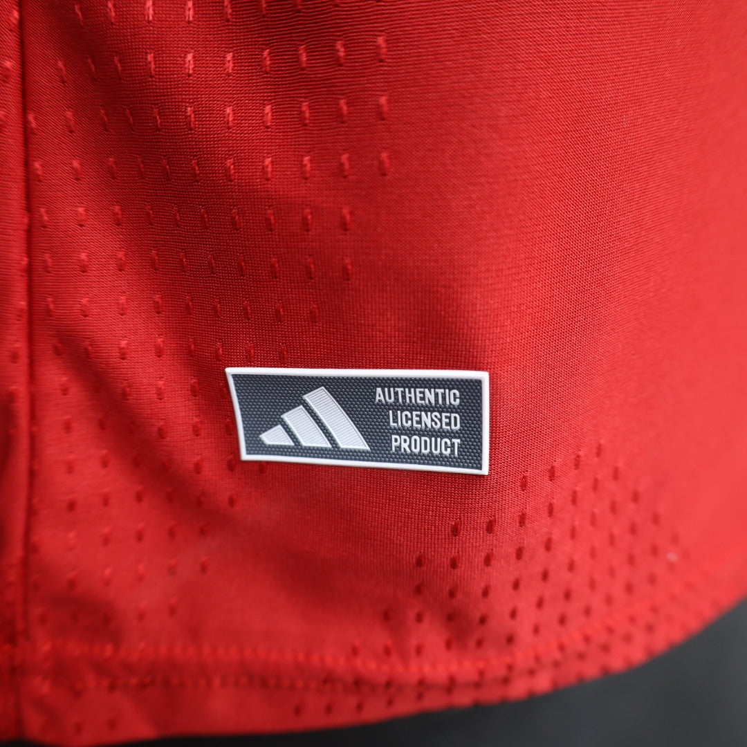 2026–2027 Manchester United home player jersey