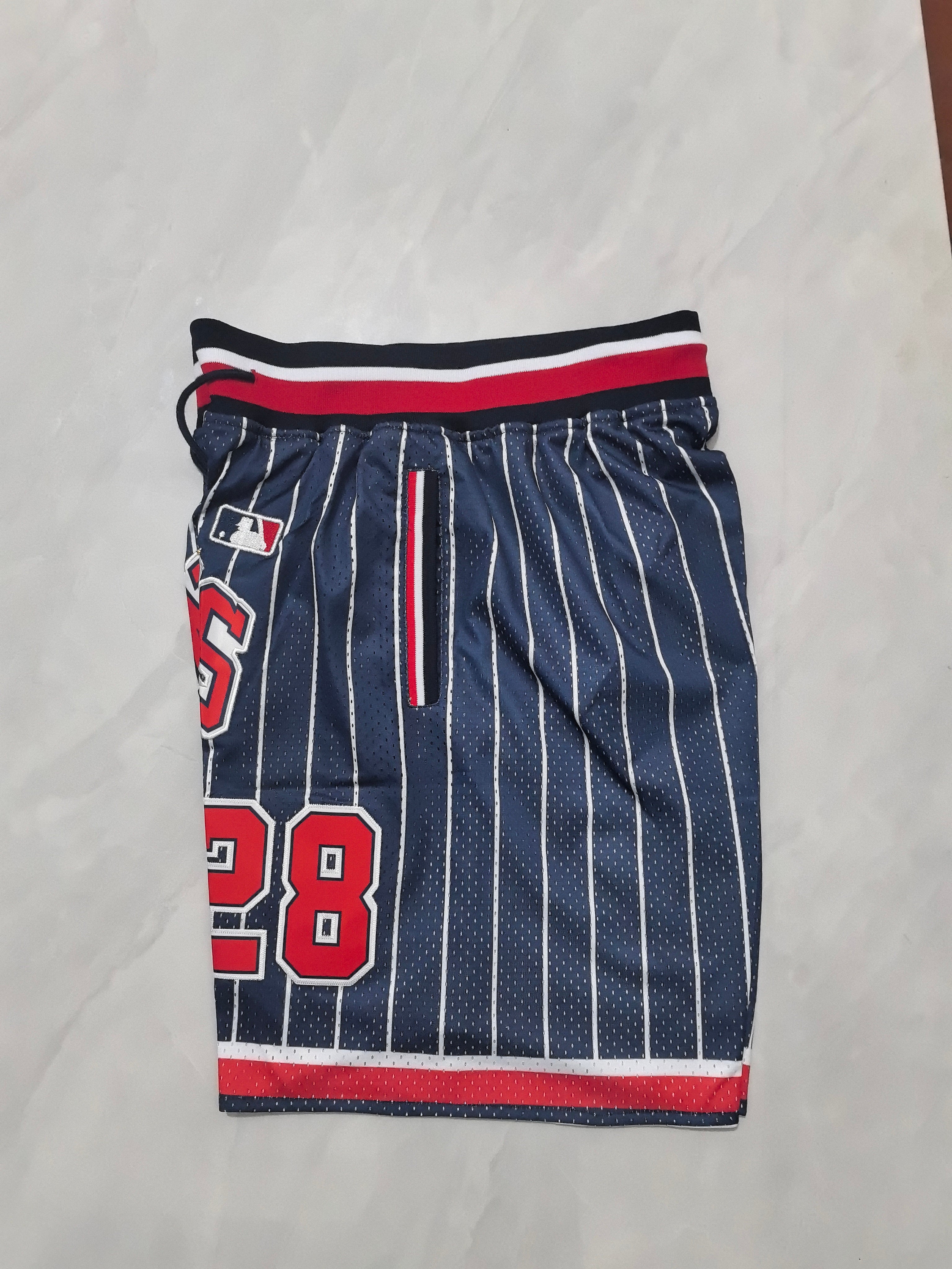 Baseball retro blue striped size 28 pocket shorts