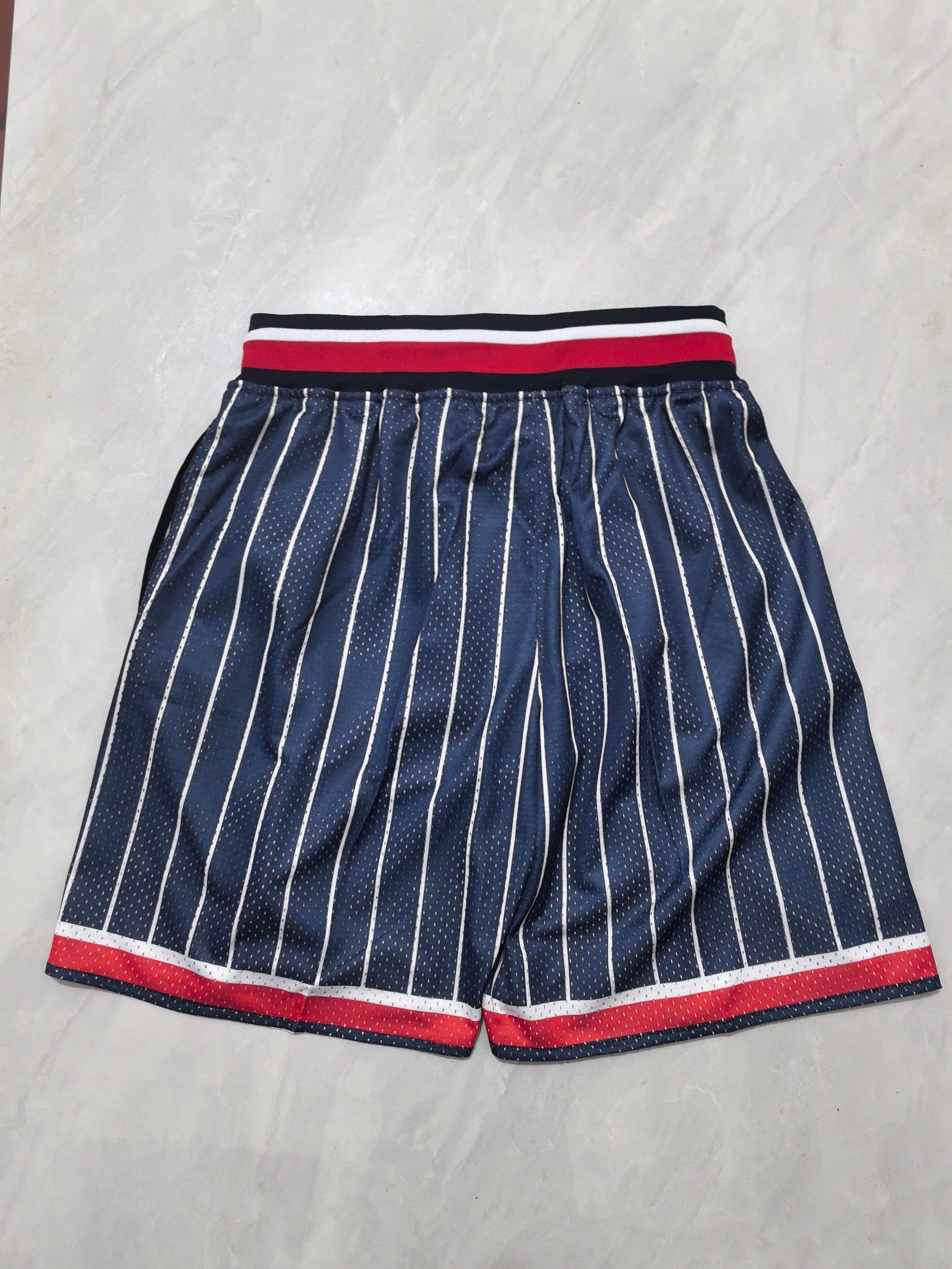 Baseball retro blue striped size 28 pocket shorts