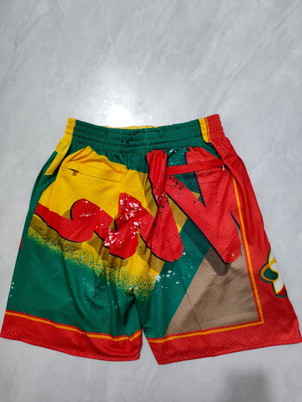 Seattle SuperSonics Green & Red Swingman Pocket Shorts