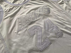 Los Angeles Lakers Bryant White 24 MN