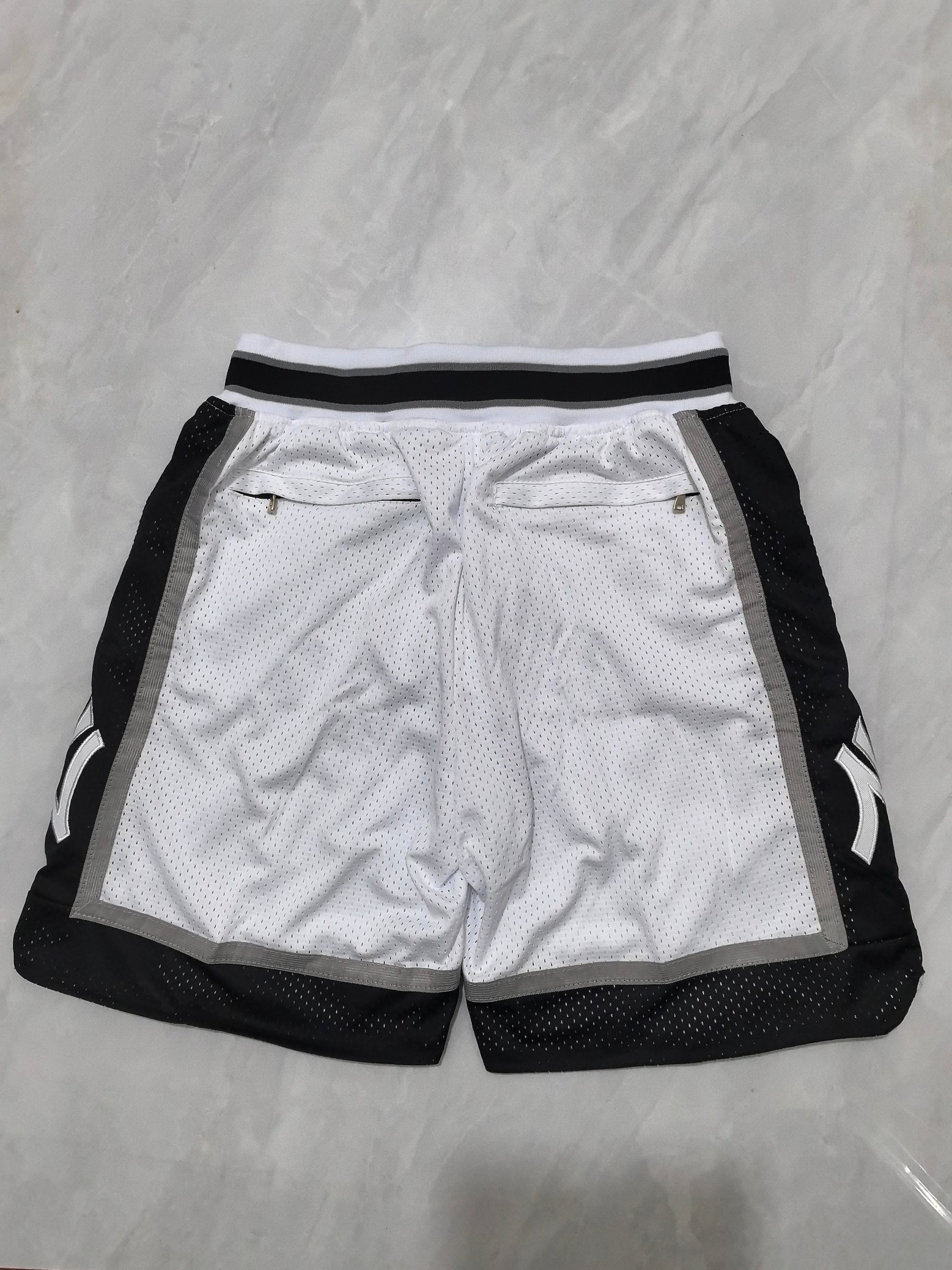 New York Yankees White Pocket Shorts