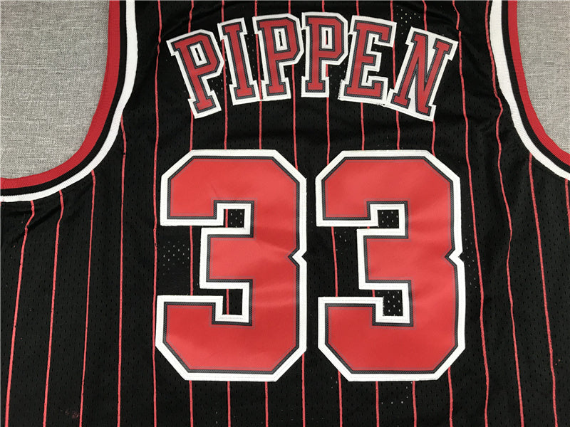 Chicago Bulls Scottie Pippen #33 1995-96 Throwback — Embroidered