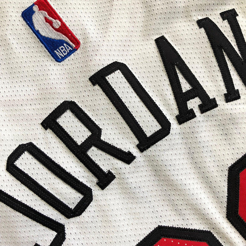 Michael Jordan Chicago Bulls 23 White MN