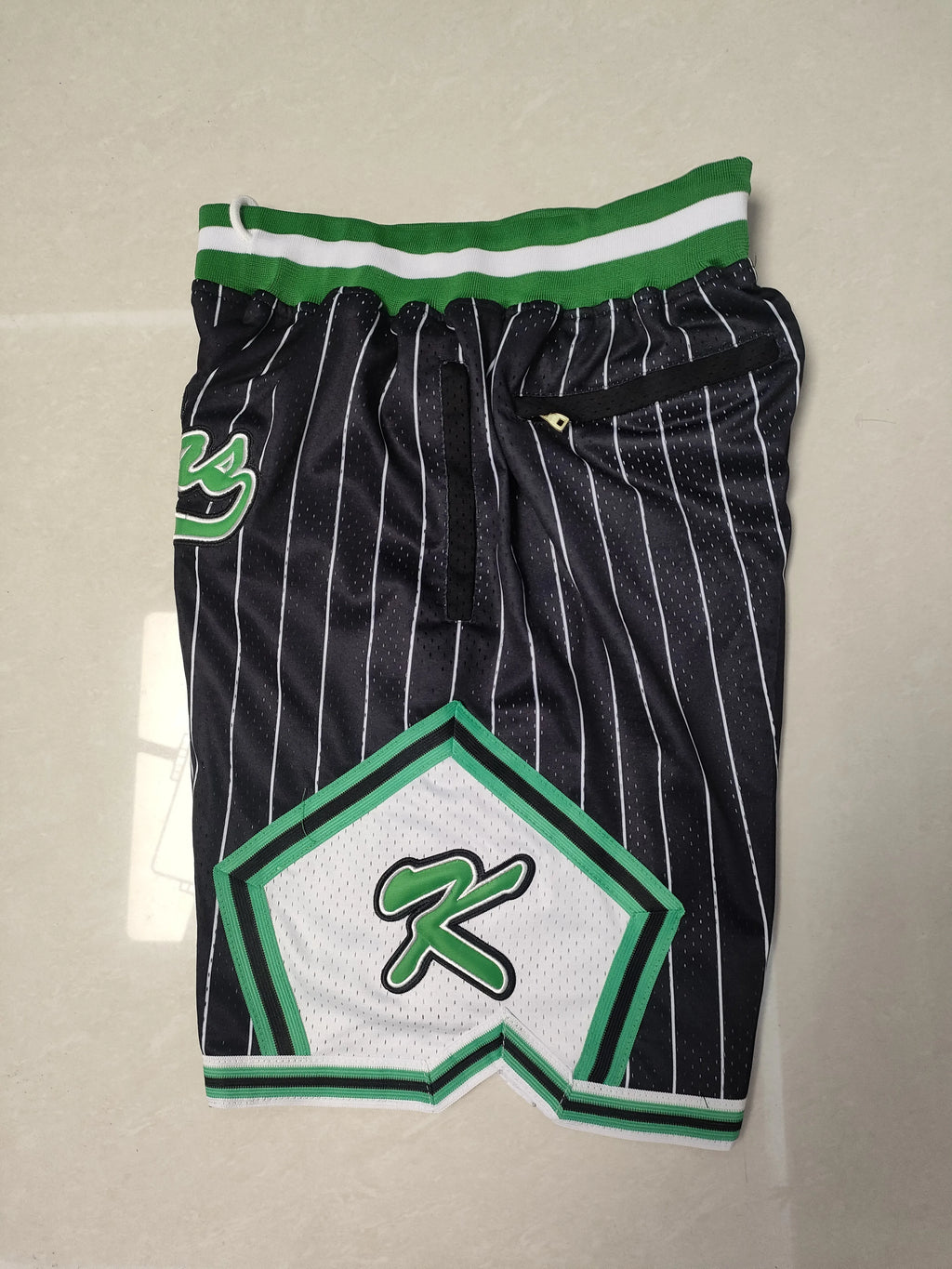 Chicago Bulls black pocket pants