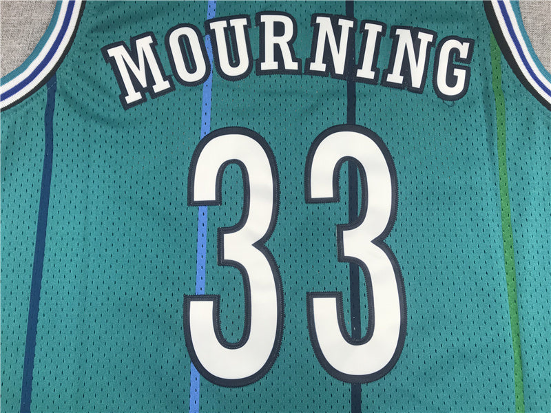Charlotte Hornets Alonzo Mourning #33 1992-93 Throwback — Embroidered Jersey