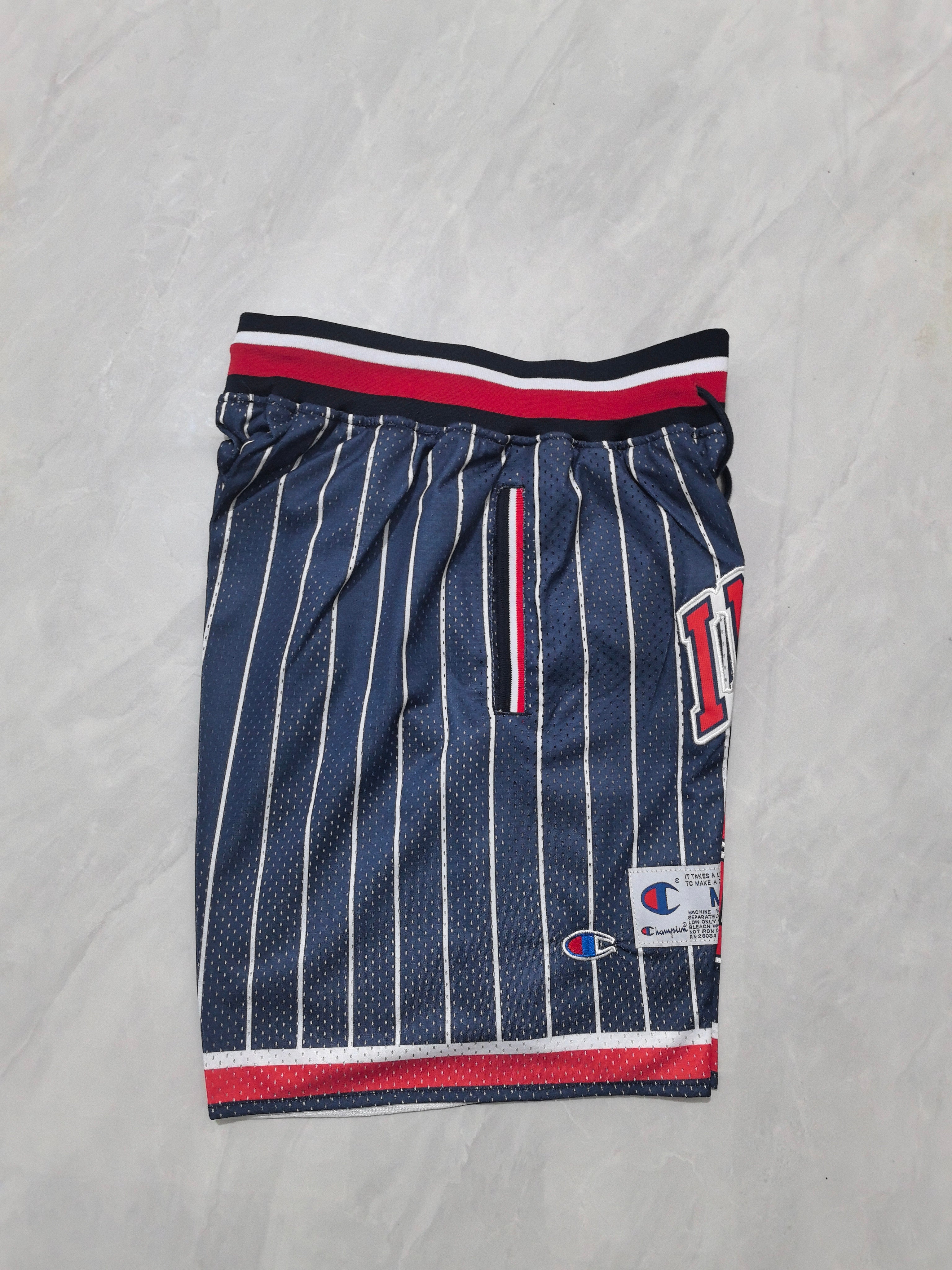 Baseball retro blue striped size 28 pocket shorts