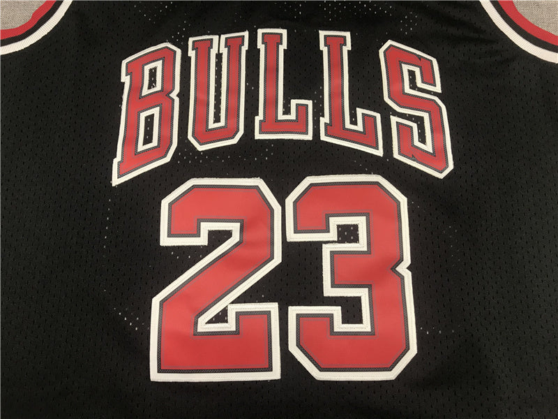 Chicago Bulls Michael Jordan #23 1997-98 Throwback – Embroidered