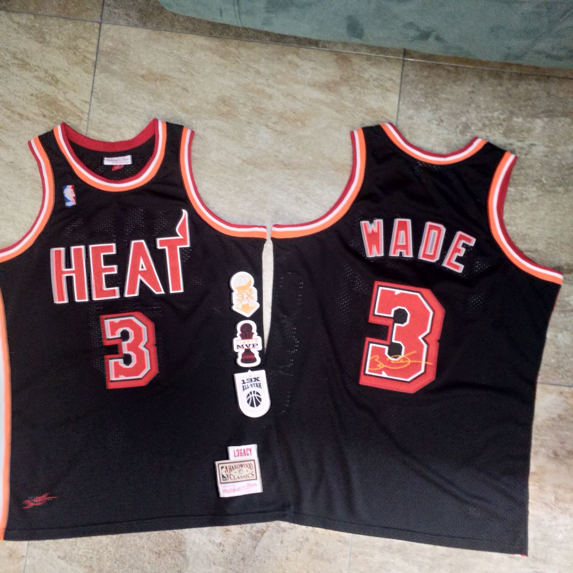 Dwayne Wade Miami Heat Black 3 MN