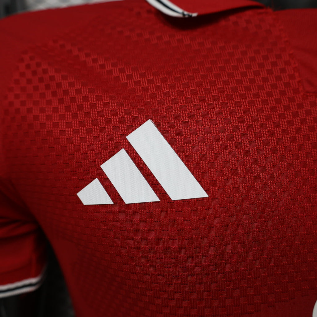 2026–2027 Manchester United home player jersey